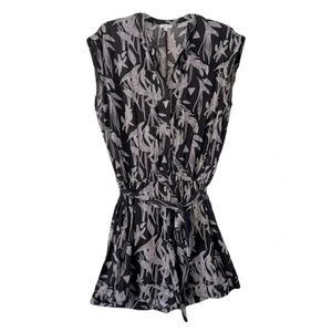 Tavik | Black Tropical Floral Cap Sleeve Button Front Romper, Medium